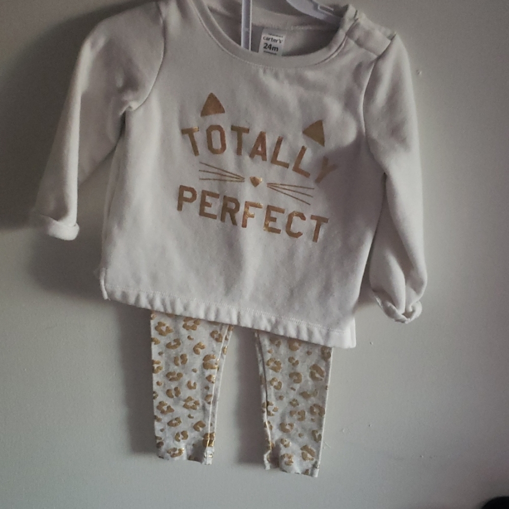 Pants and sweater set